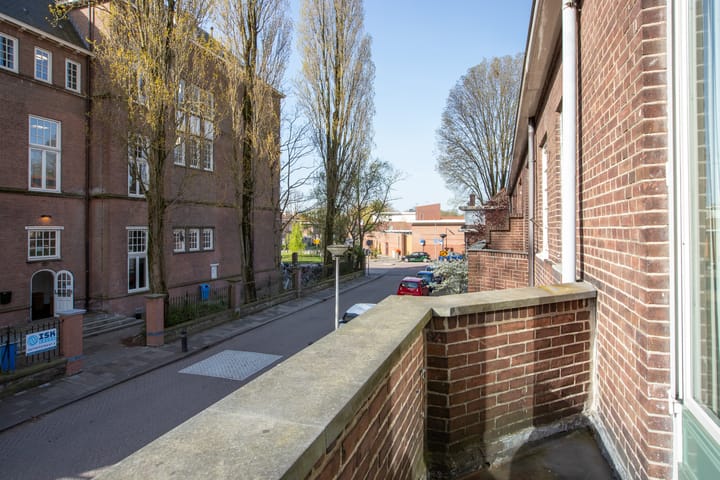 Foto 4 van Dutoitstraat 9