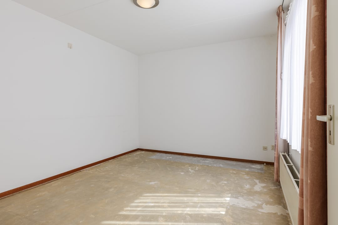 Foto 16 van Min. Loeffstraat 8