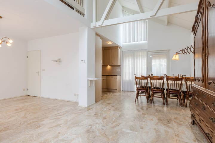 Foto 2 van Min. Loeffstraat 8