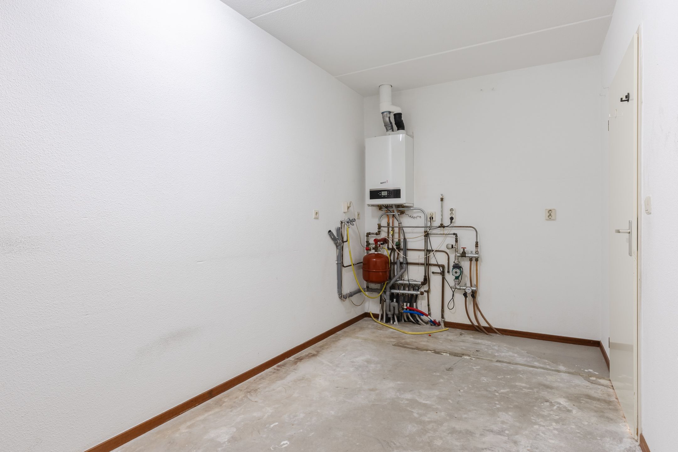 Foto 15 van Min. Loeffstraat 8