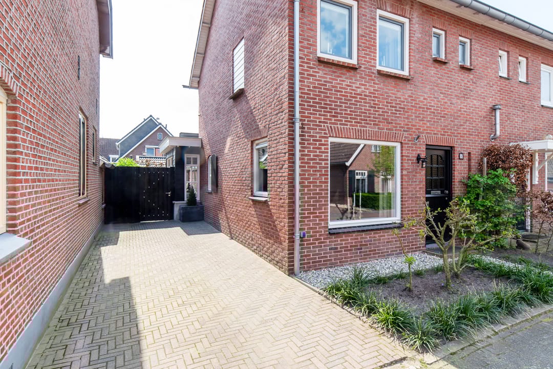 Foto 2 van Hangerad 8