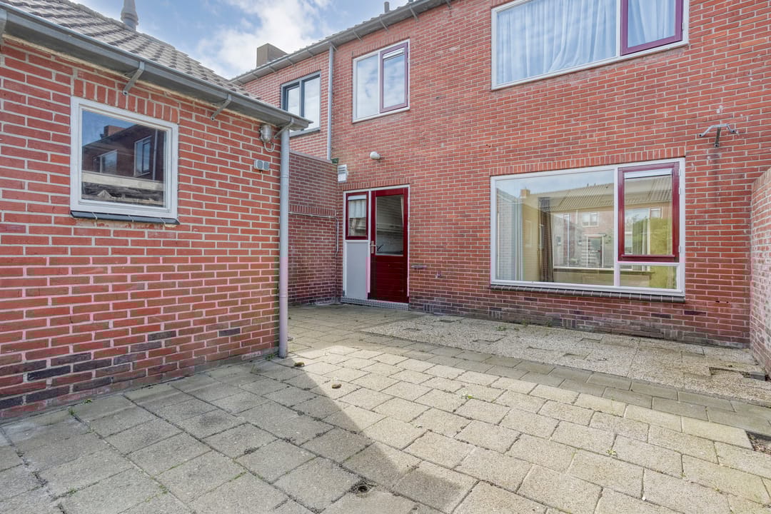 Foto 32 van Dumbarstraat 61