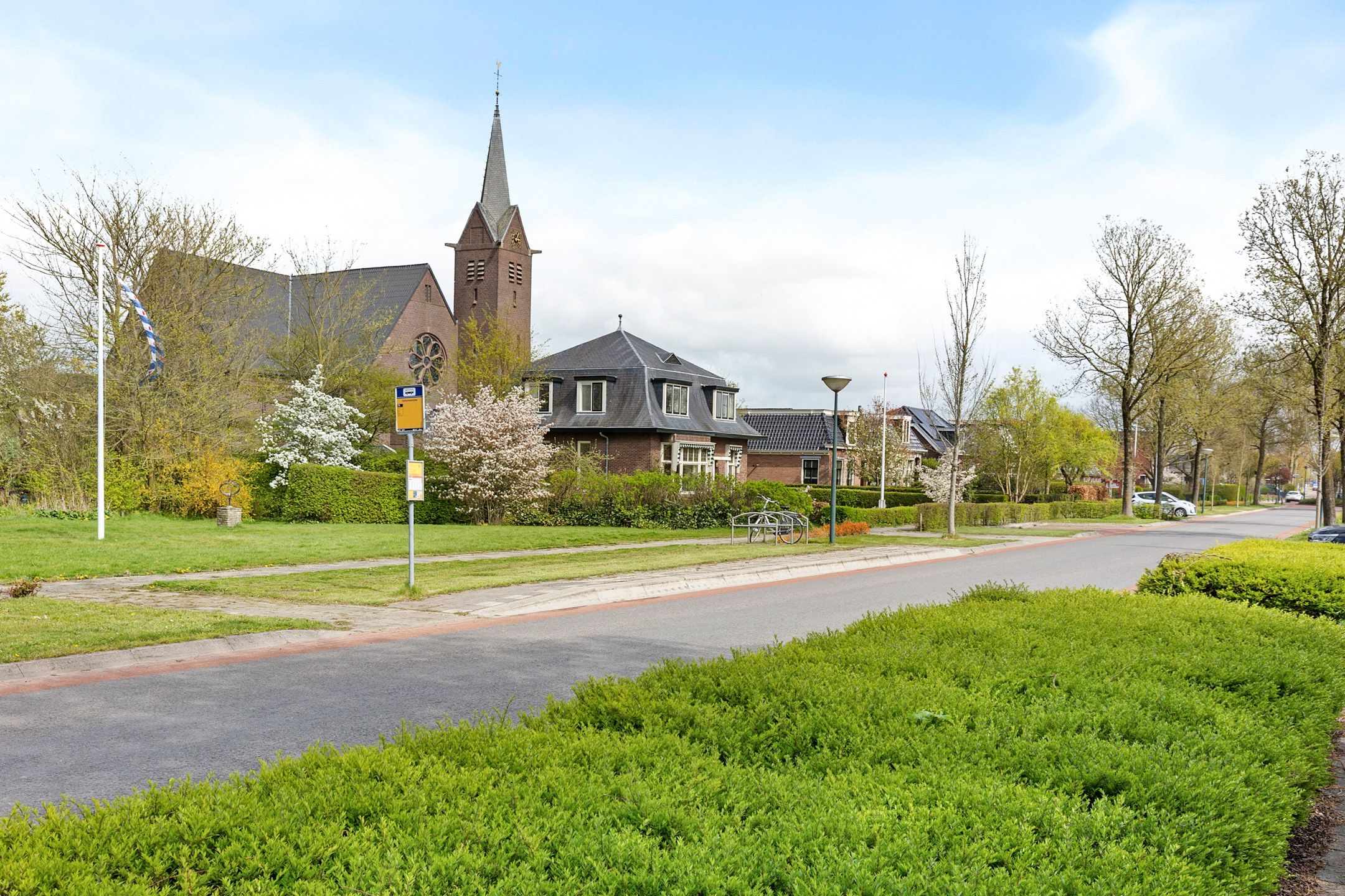 Foto 42 van JH van Aismawei 16