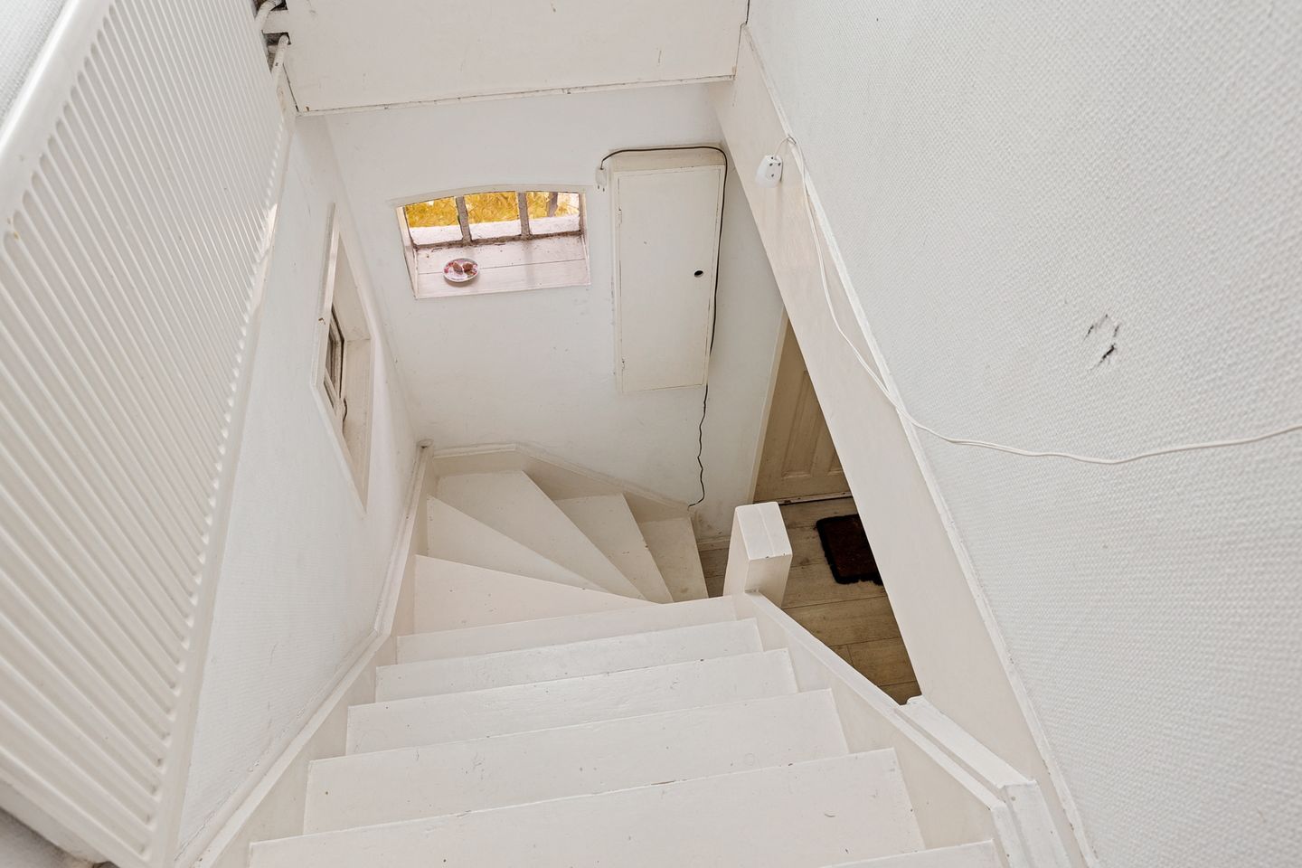 Foto 35 van JH van Aismawei 16