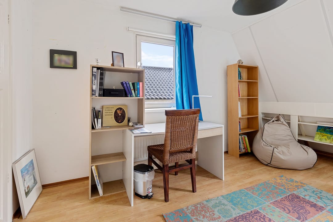 Foto 28 van JH van Aismawei 16