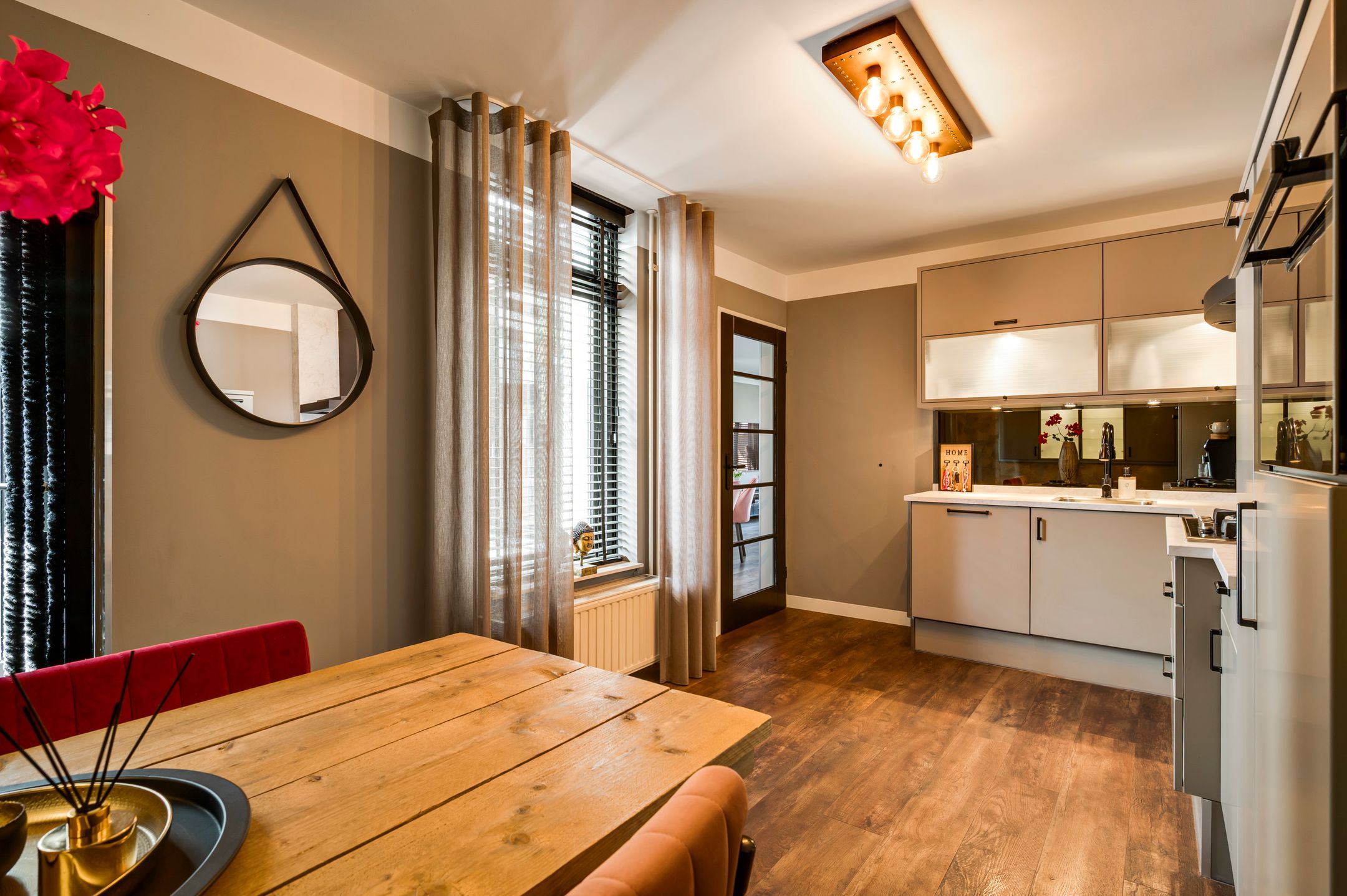 Foto 30 van Stuksbeemden 72