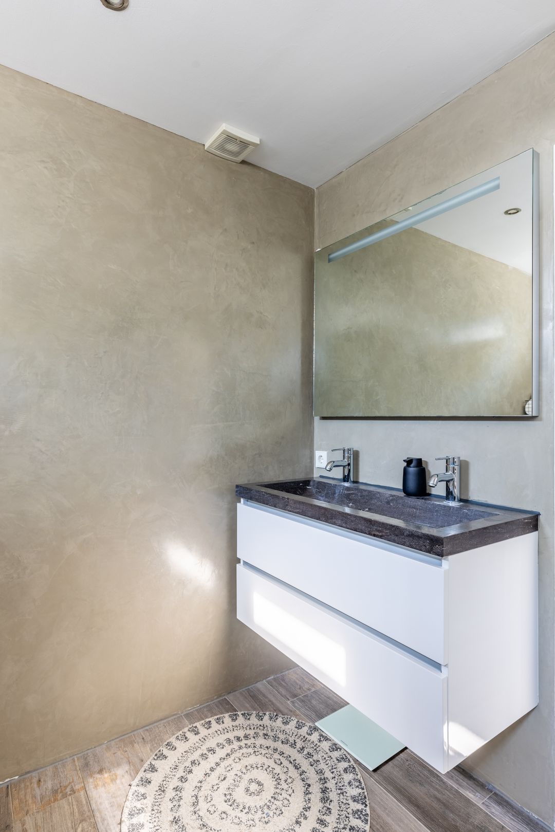 Foto 17 van Karel Doormanstraat 80