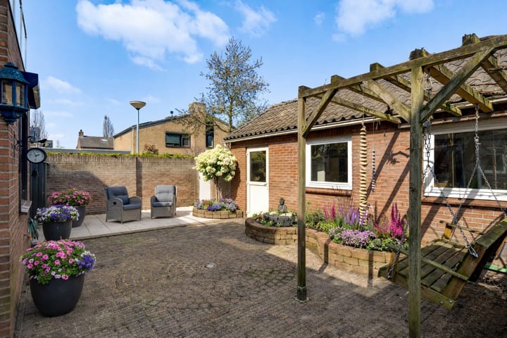 Foto 3 van Altenastraat 2