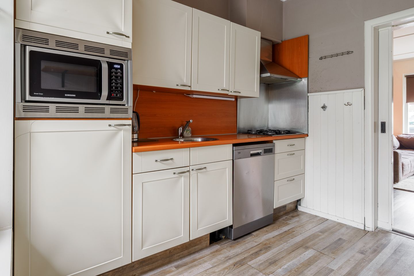 Foto 10 van Dahliastraat 12