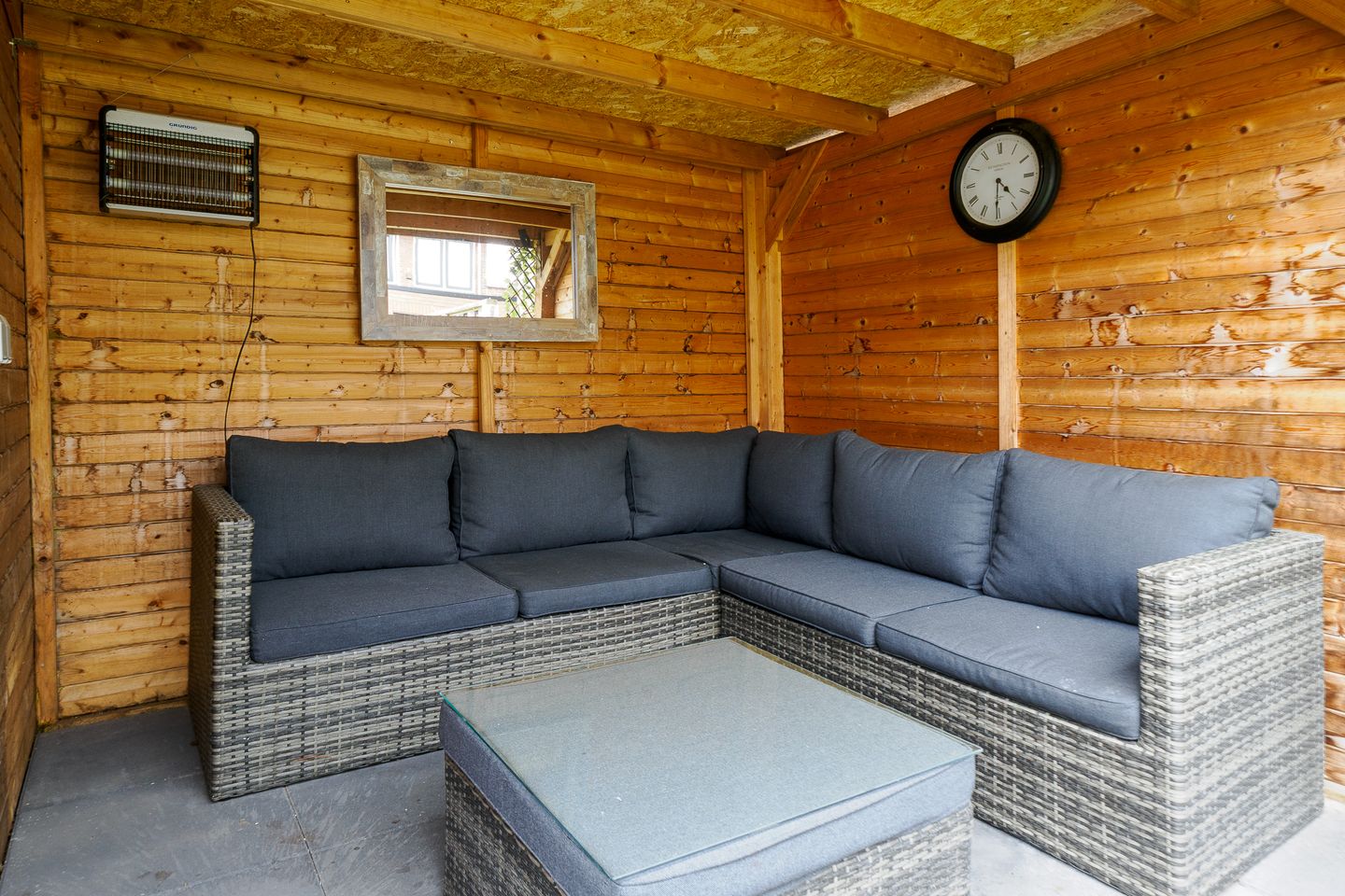 Foto 35 van Dahliastraat 12