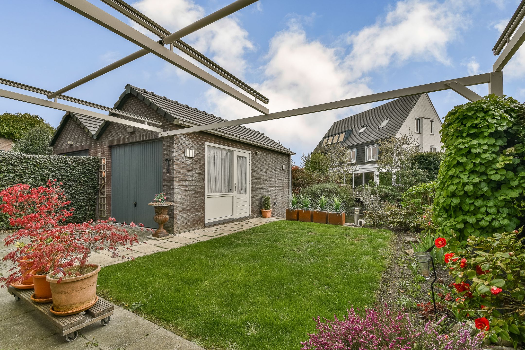 Foto 33 van Van der Duijn van Maasdamweg 512