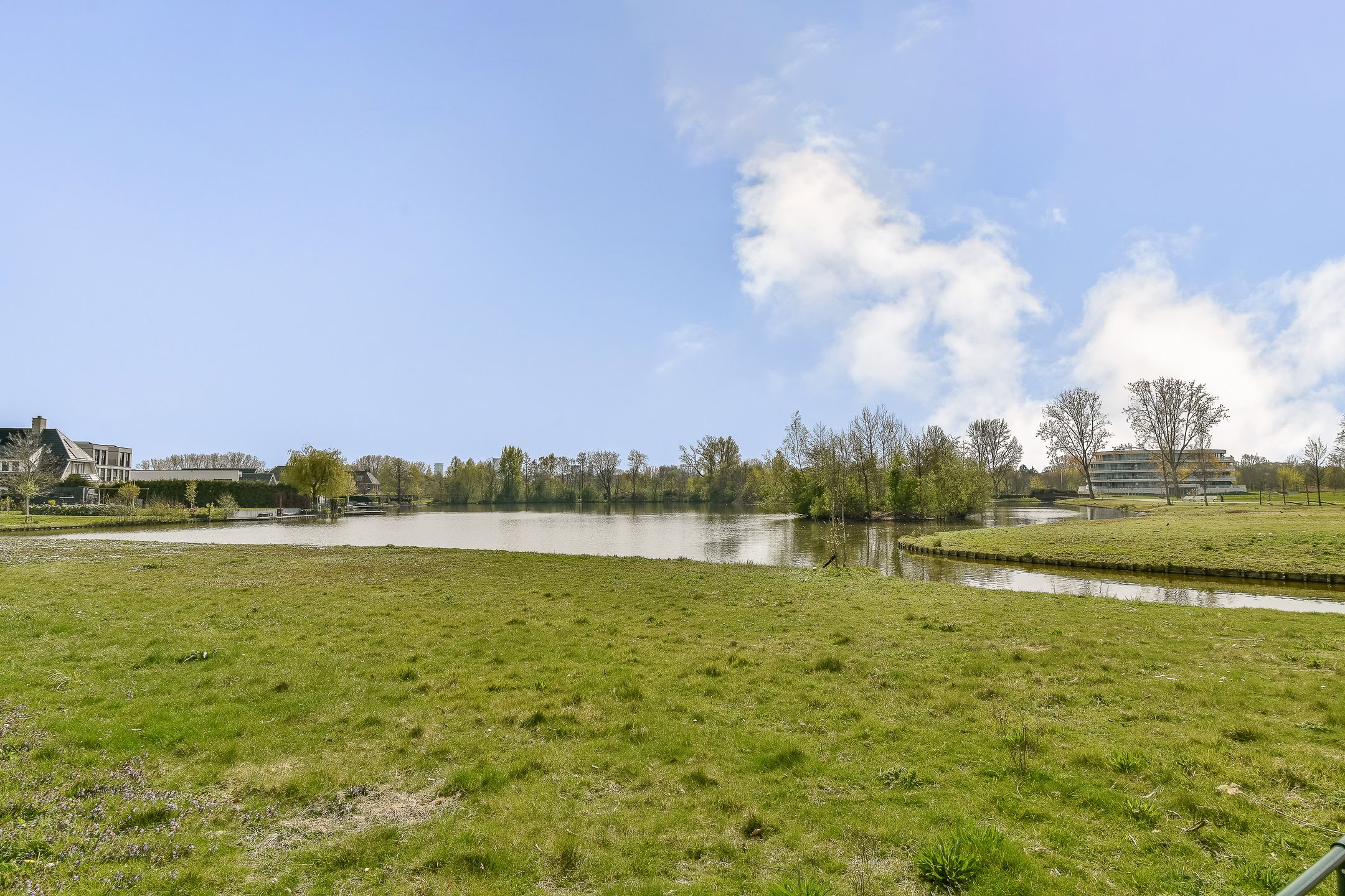 Foto 39 van Van der Duijn van Maasdamweg 512