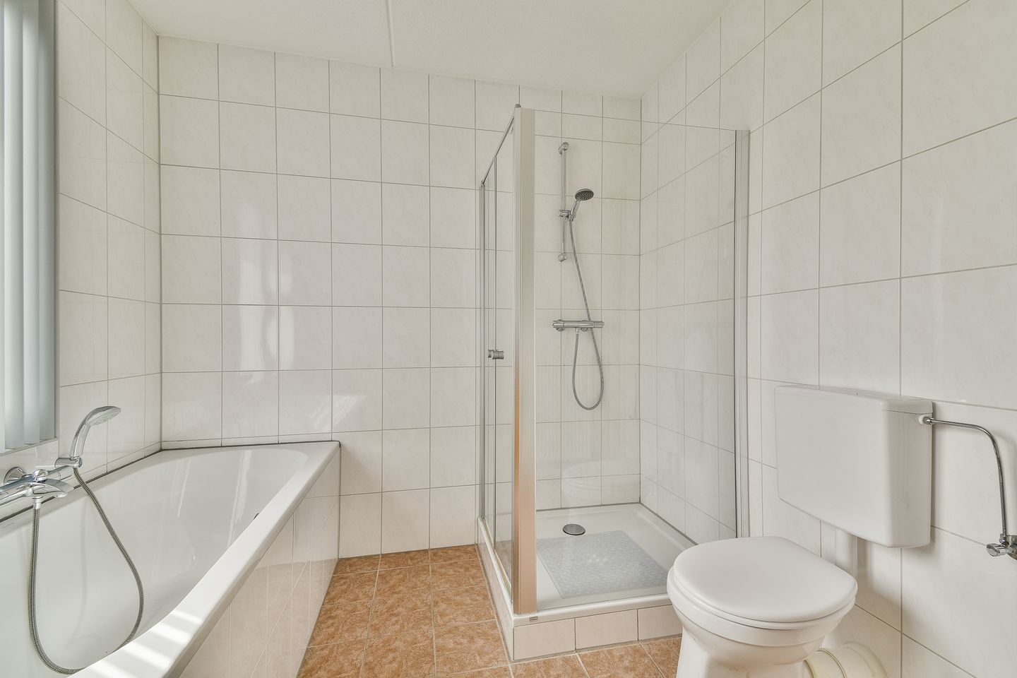 Foto 25 van Van der Duijn van Maasdamweg 512