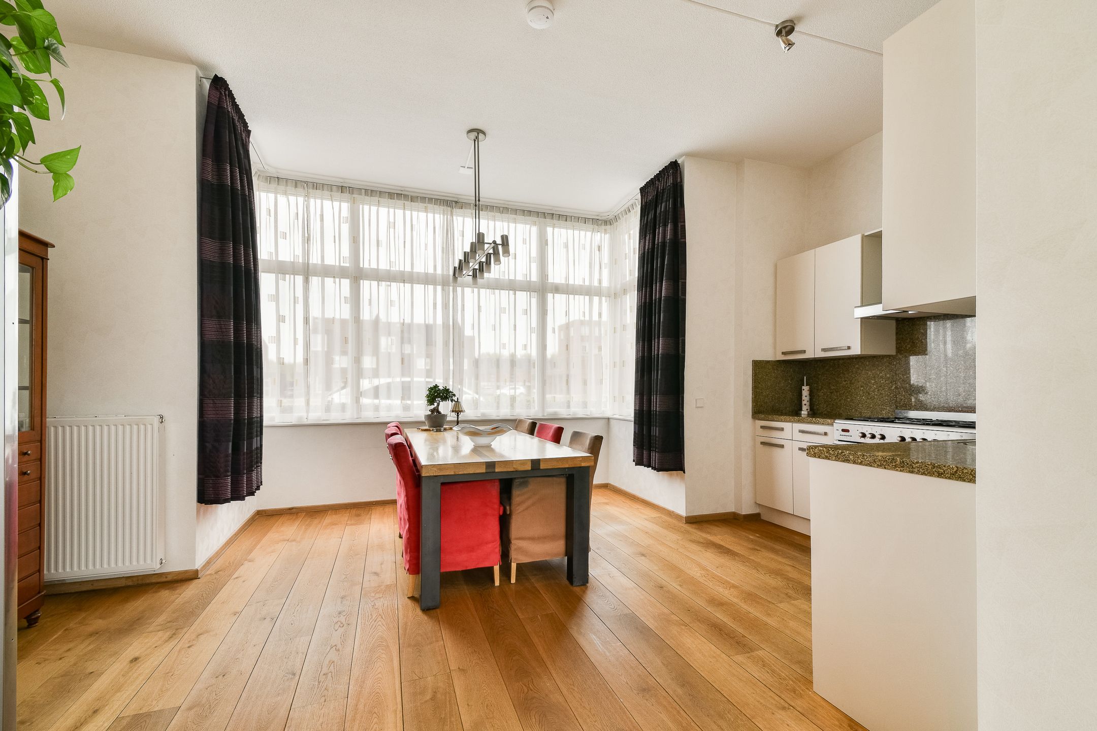 Foto 15 van Van der Duijn van Maasdamweg 512