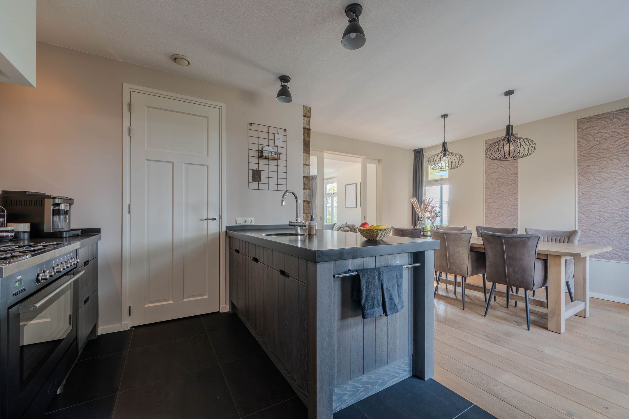 Photo 18 of Turfaak 20