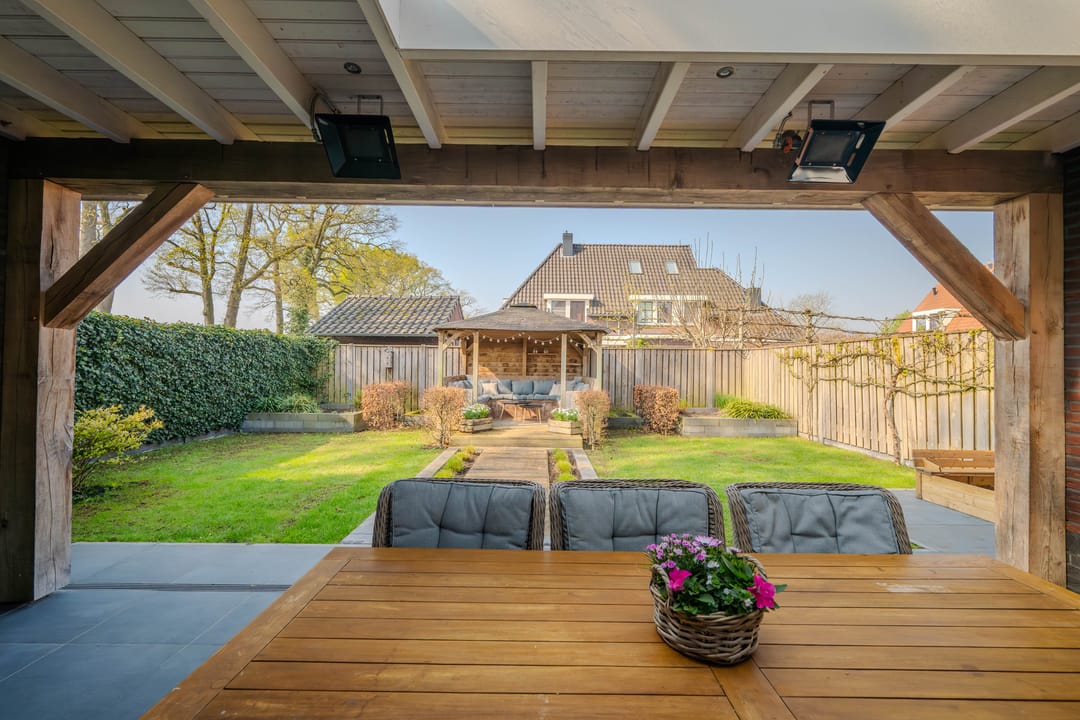 Photo 22 of Turfaak 20