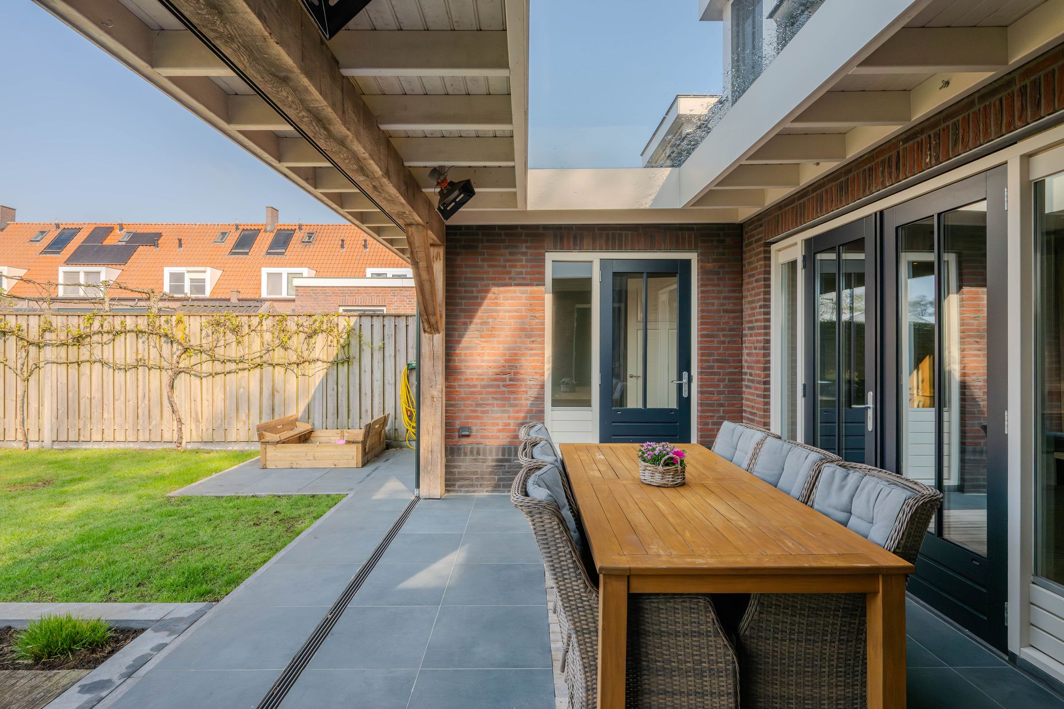 Photo 24 of Turfaak 20