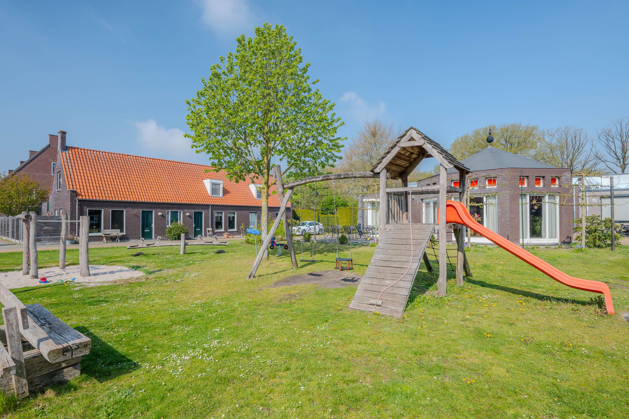 Photo 69 of Turfaak 20