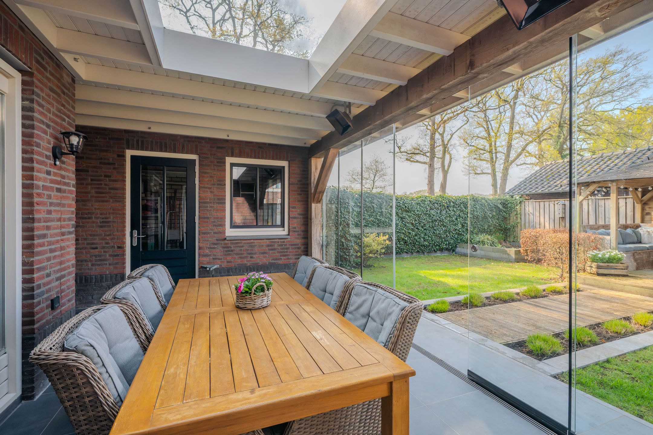 Photo 30 of Turfaak 20