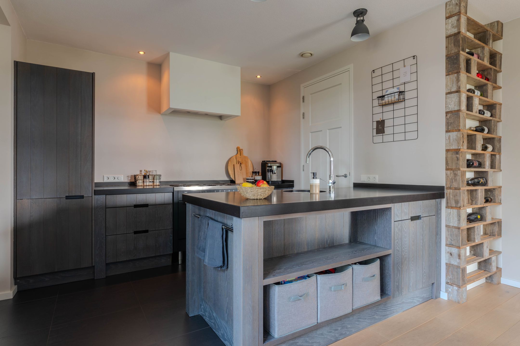 Photo 15 of Turfaak 20