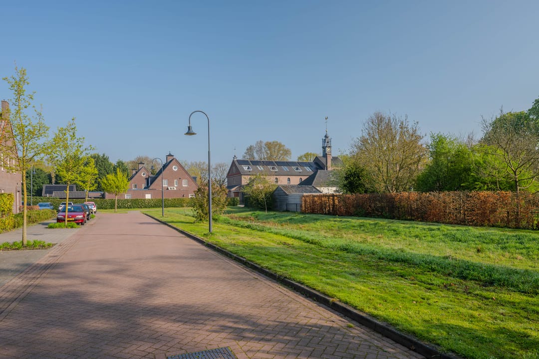 Photo 68 of Turfaak 20