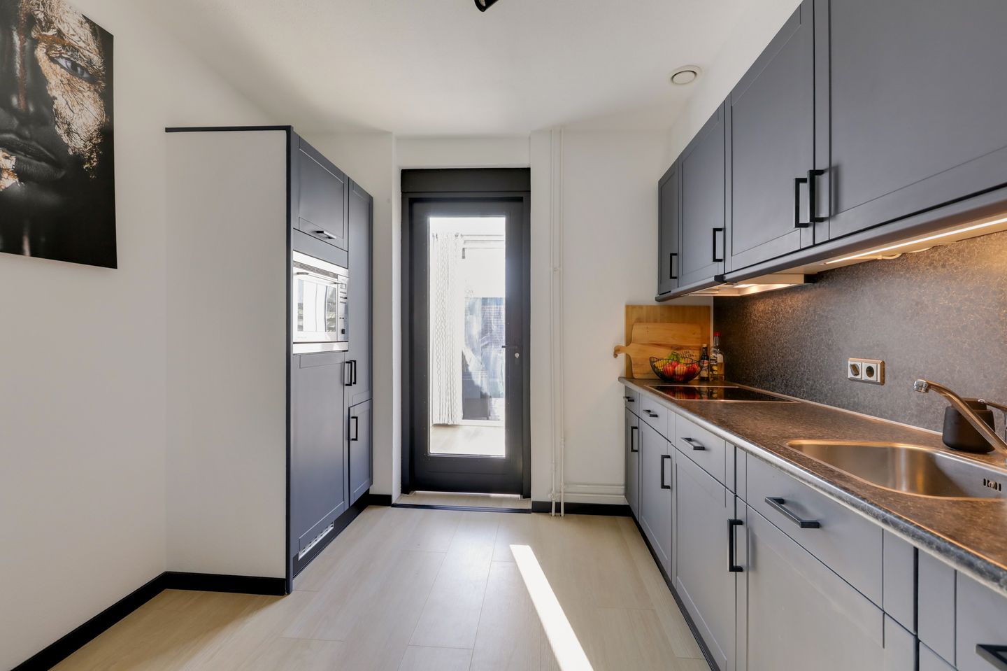 Photo 20 of Jongkindstraat 6