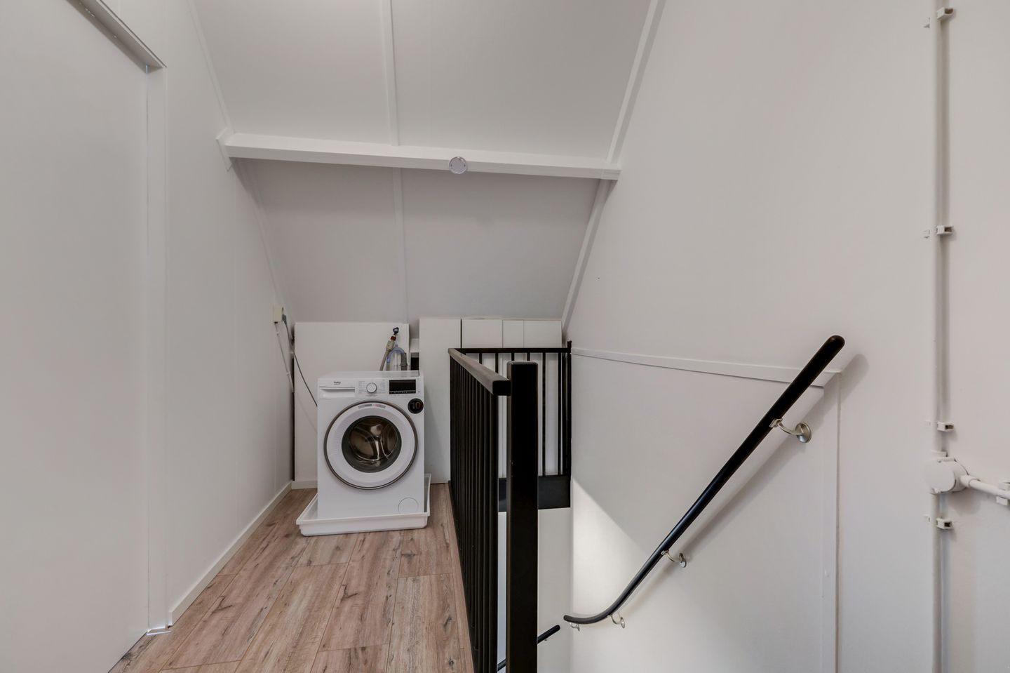 Photo 35 of Jongkindstraat 6