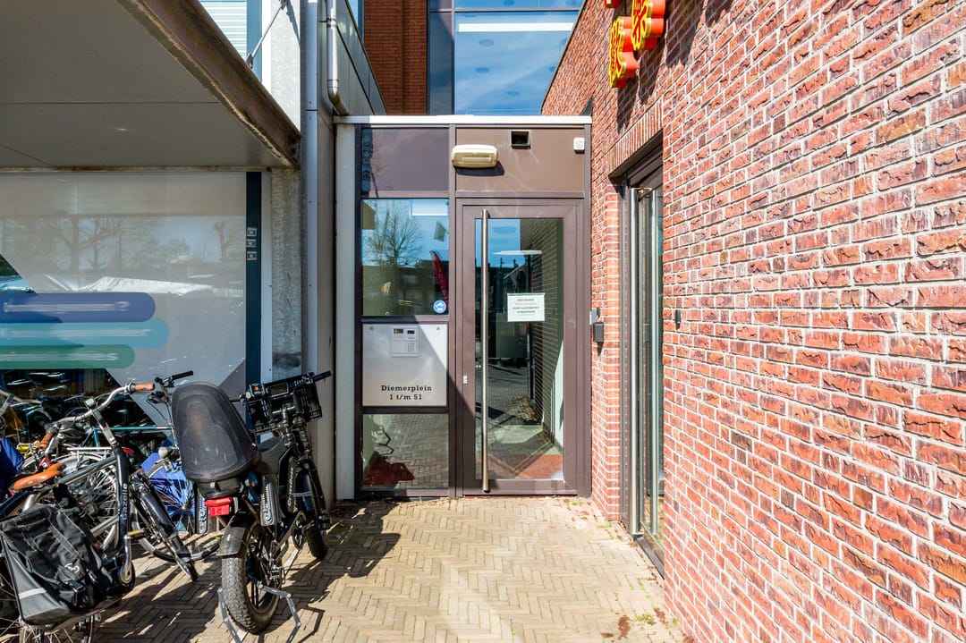 Photo 41 of Diemerplein 17