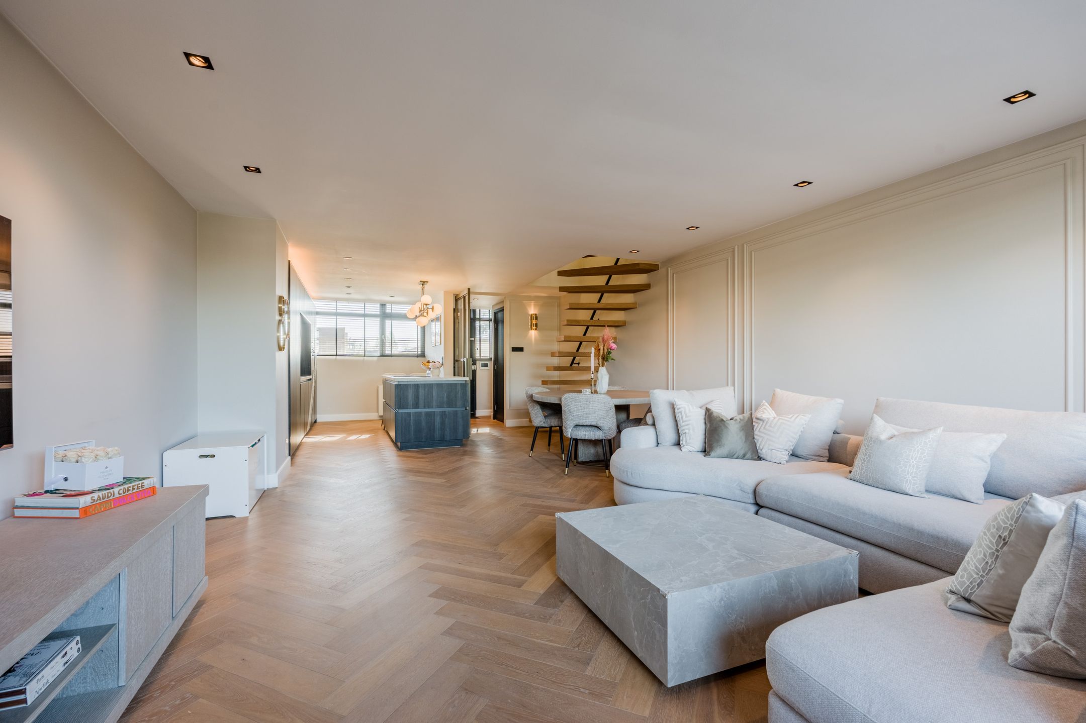 Photo 9 of Diemerplein 17