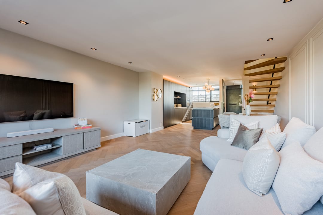 Photo 11 of Diemerplein 17