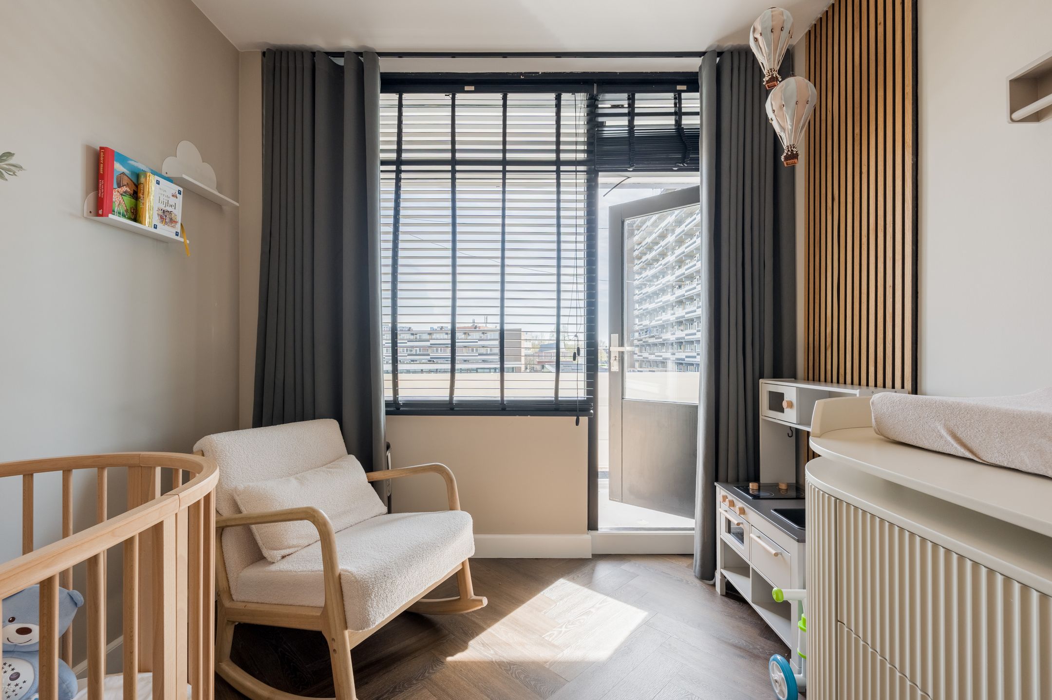 Photo 27 of Diemerplein 17