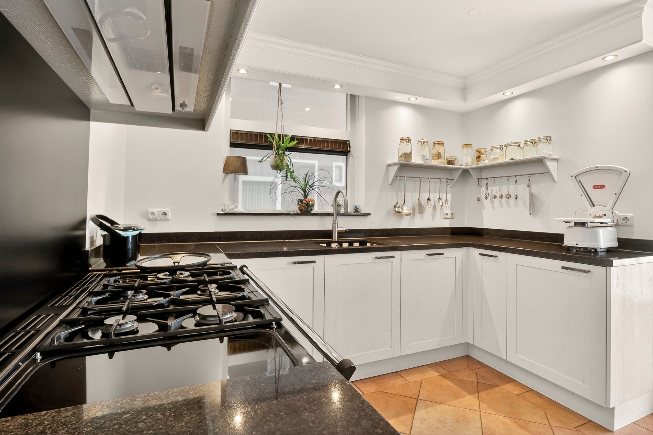 Photo 15 of Stationsstraat 71