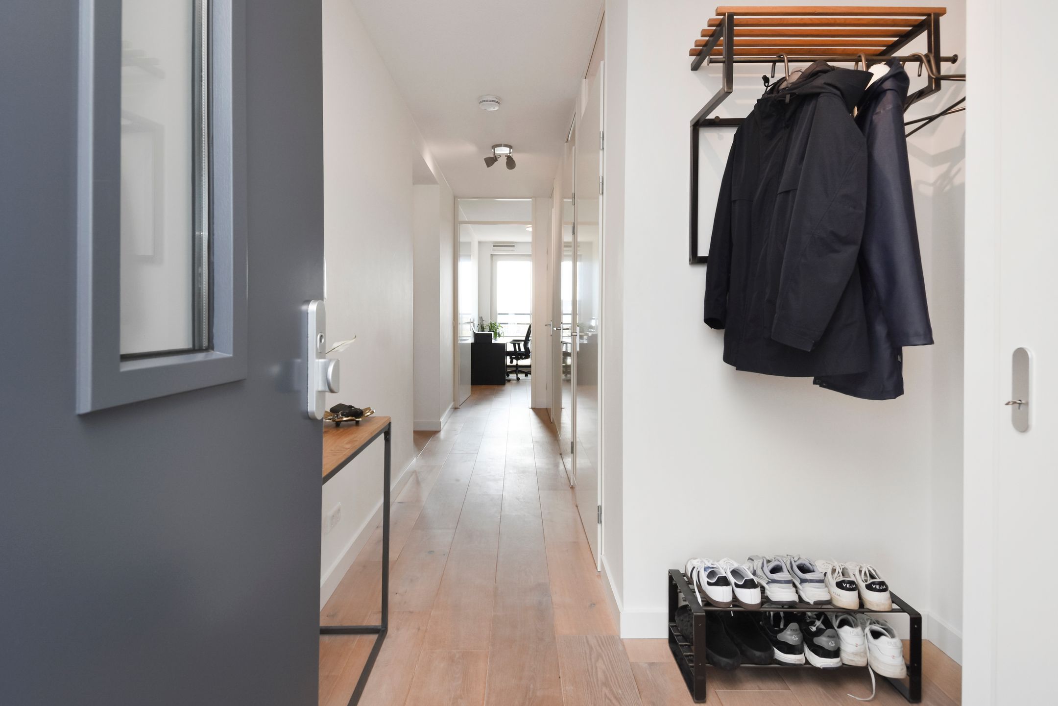 Foto 6 van Vrouw Avenweg 16-A