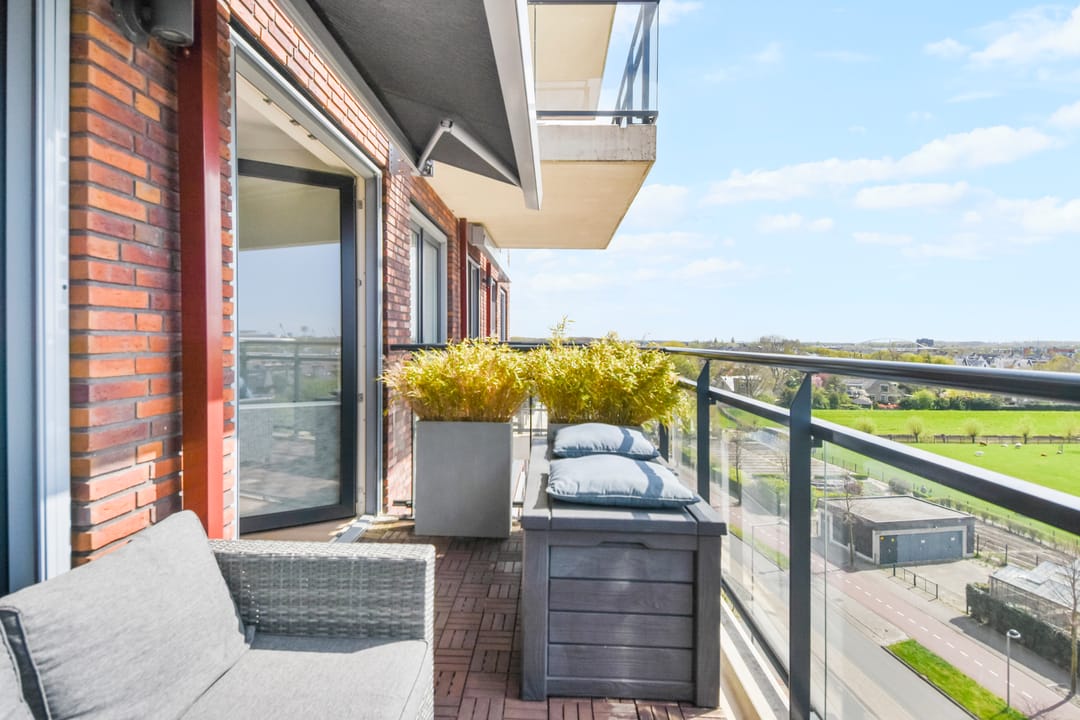 Foto 11 van Vrouw Avenweg 16-A