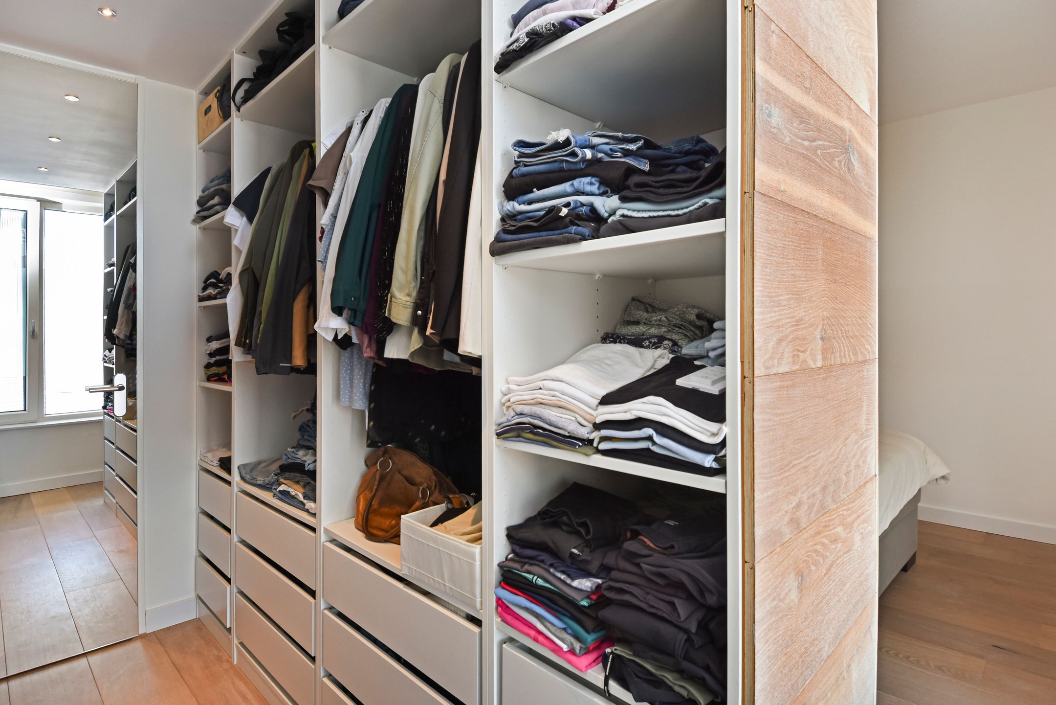 Foto 21 van Vrouw Avenweg 16-A