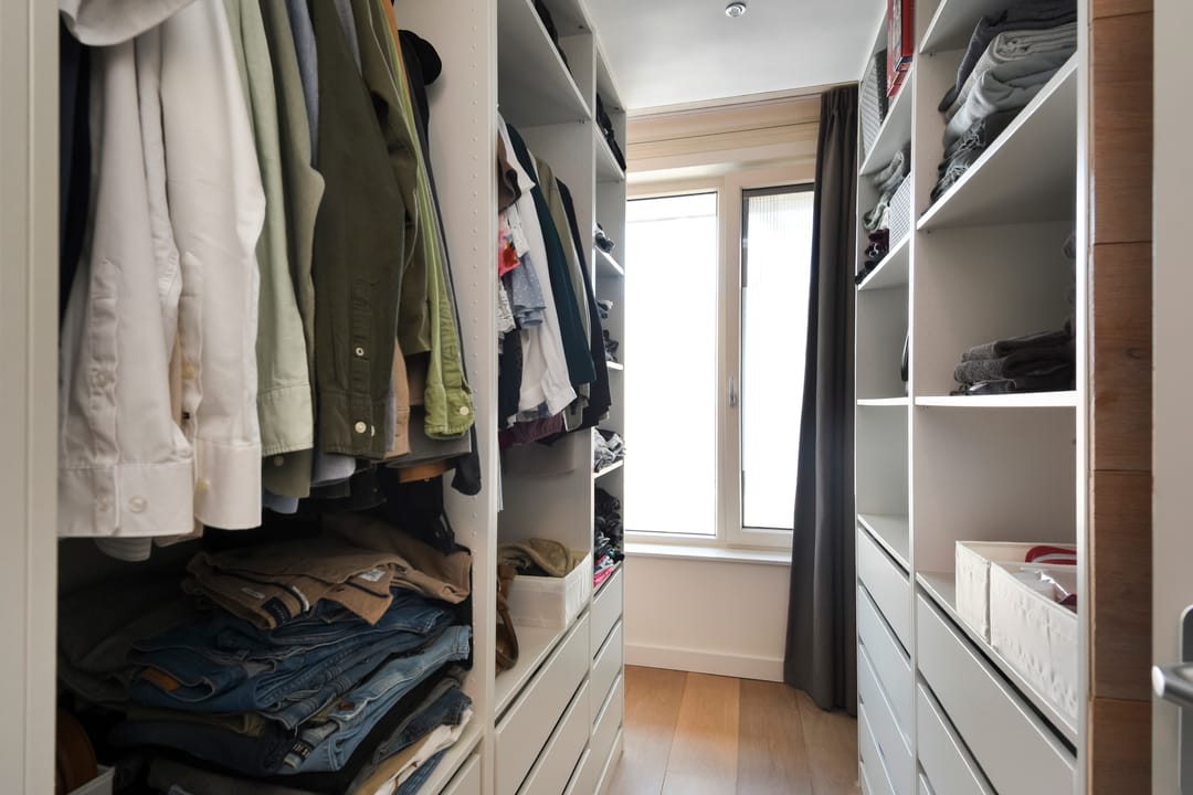 Foto 23 van Vrouw Avenweg 16-A