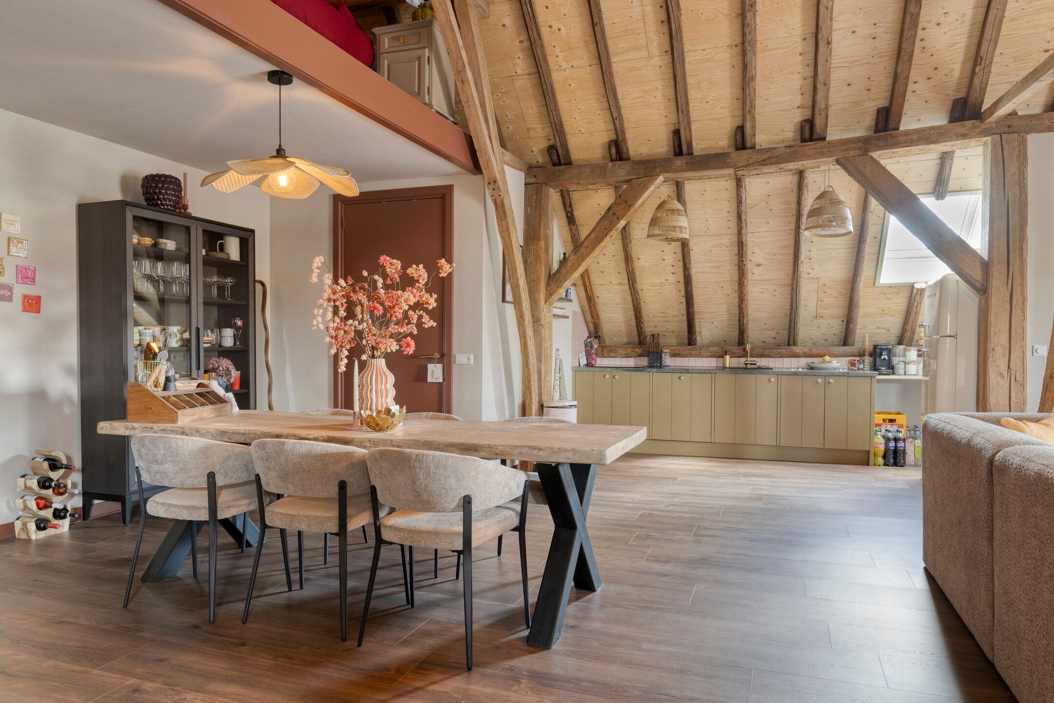 Foto 75 van Boveneindsestraat 25