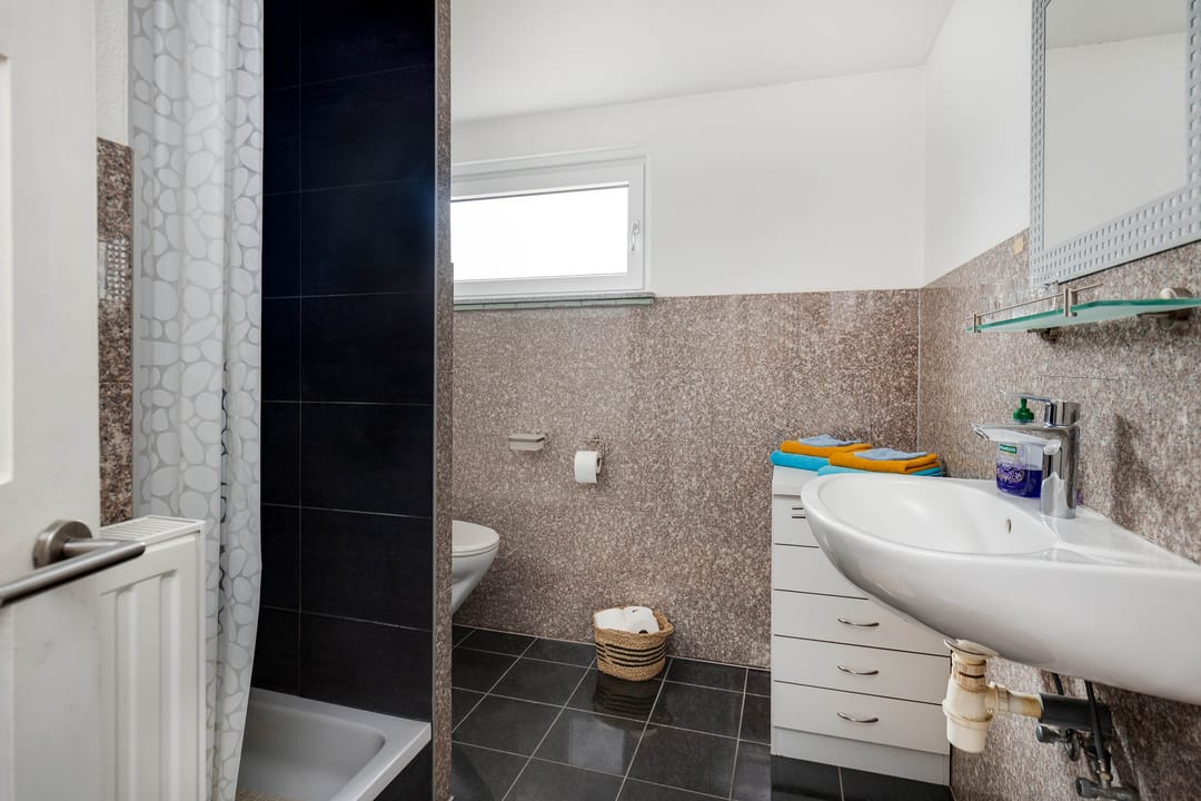 Photo 32 of Landweringstraat 80