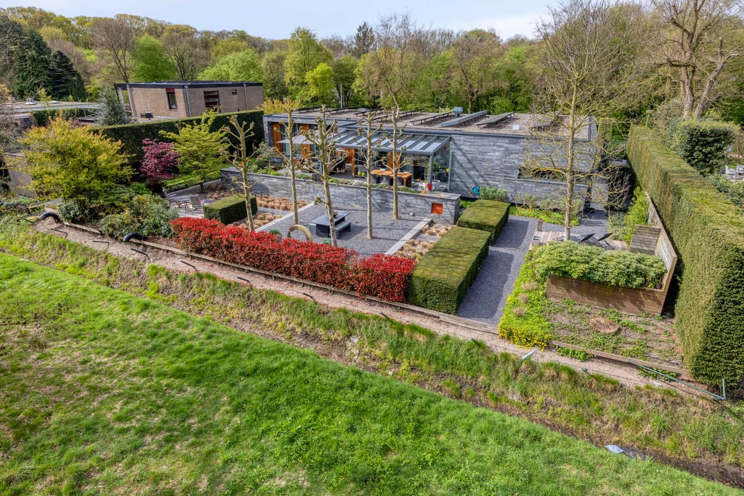 Foto 2 van Larikslaan 15