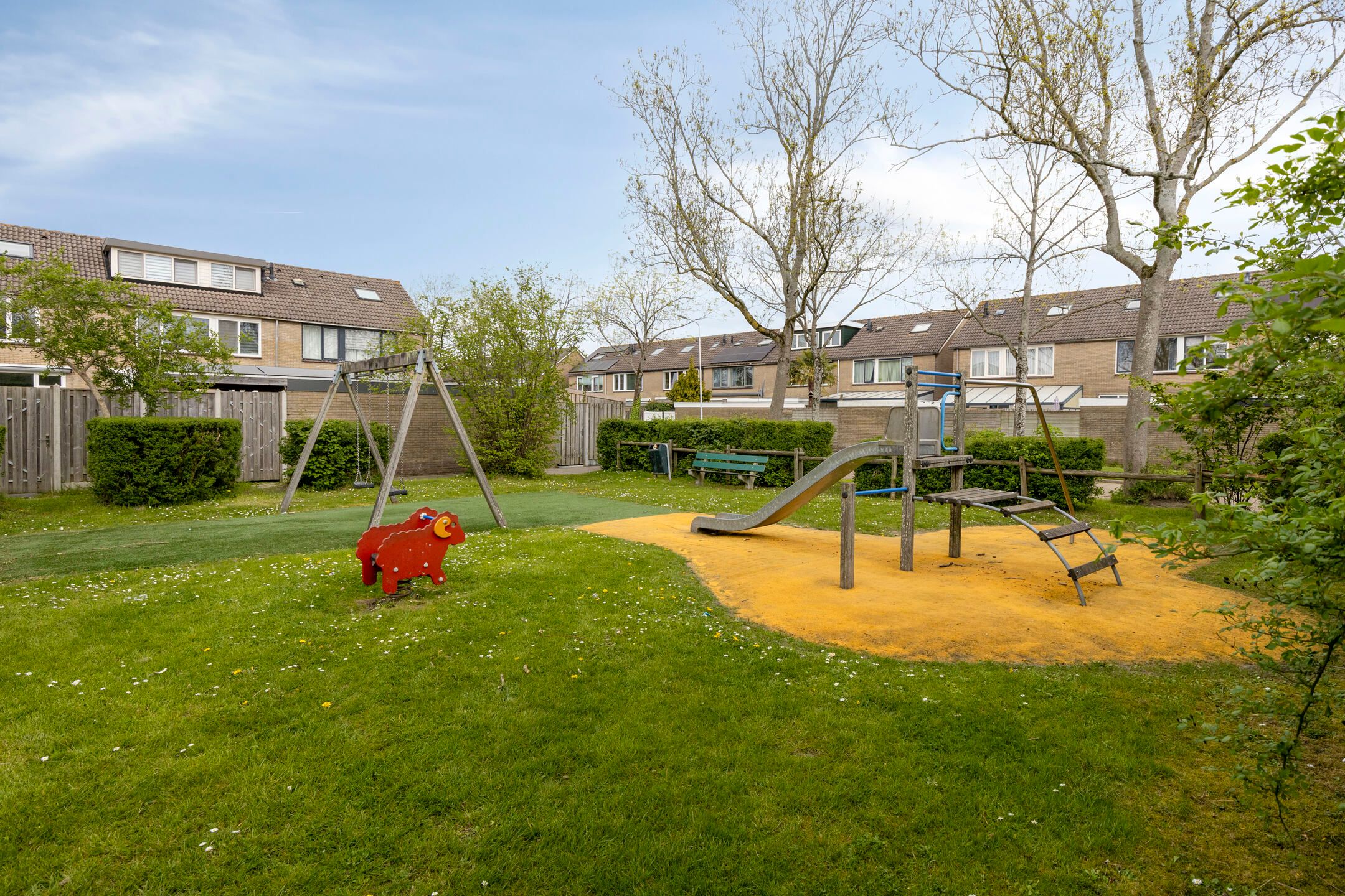 Photo 42 of Van Hogendorplaan 12