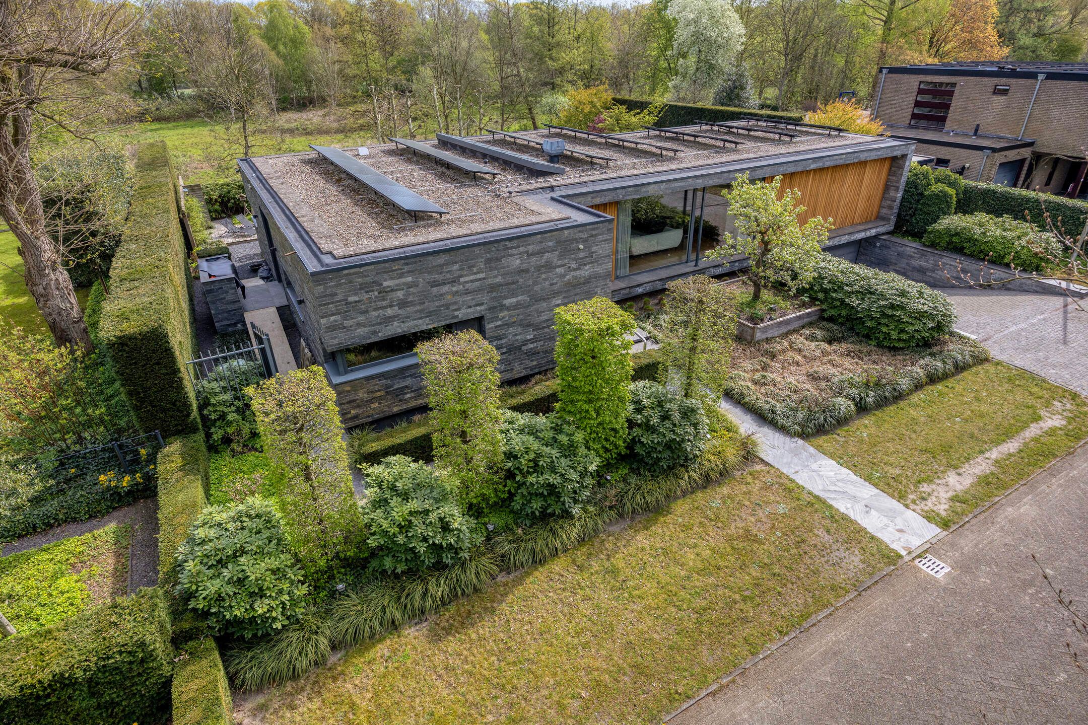 Foto 69 van Larikslaan 15