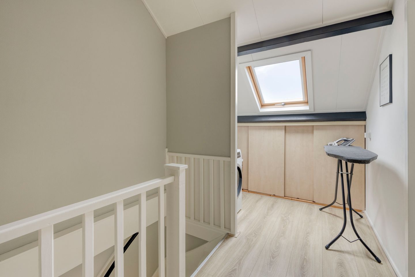 Photo 29 of Van Hogendorplaan 12