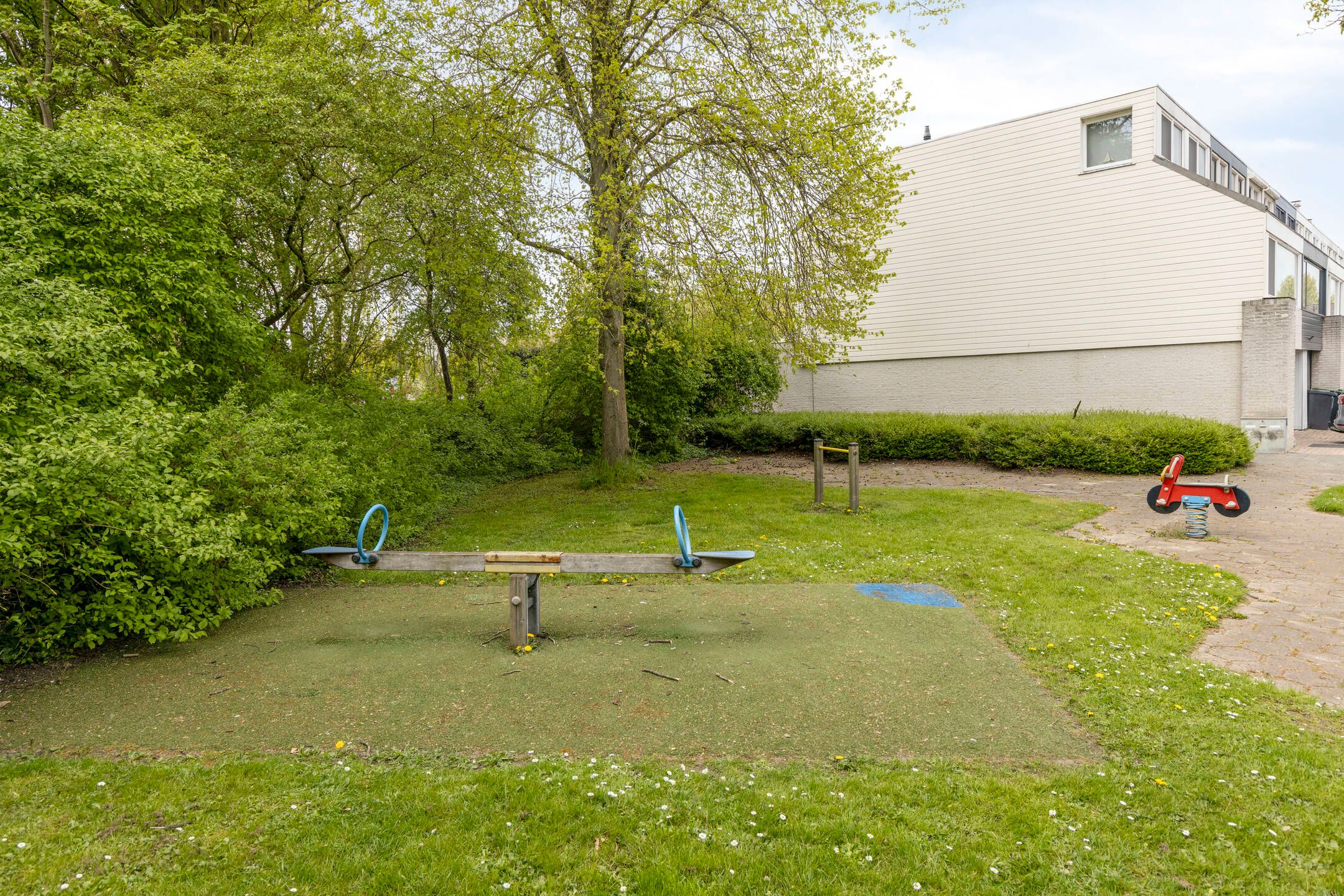 Photo 45 of Van Hogendorplaan 12