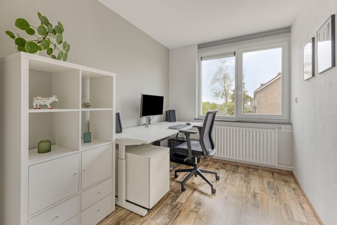 Photo 26 of Van Hogendorplaan 12