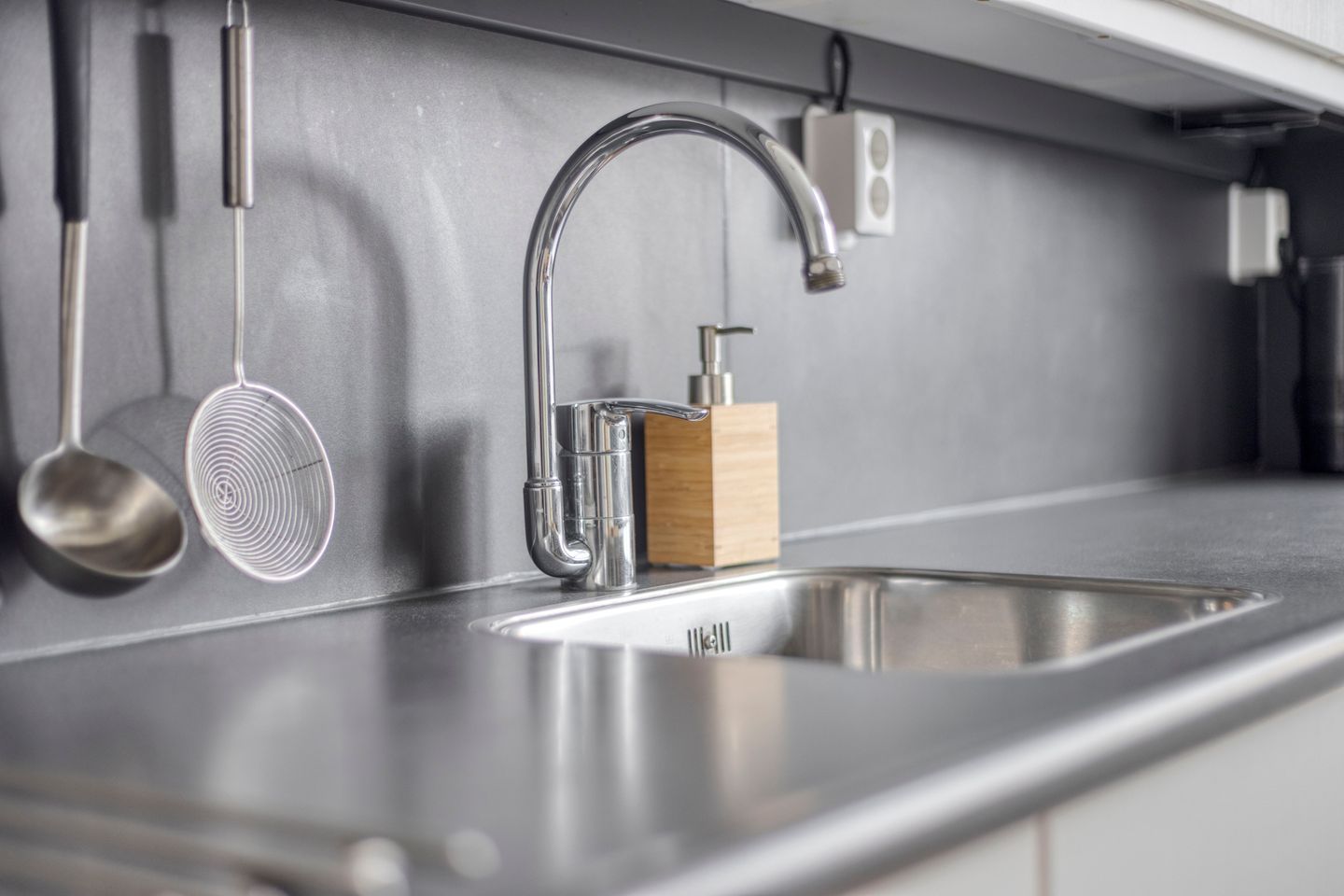 Photo 20 of Van Hogendorplaan 12