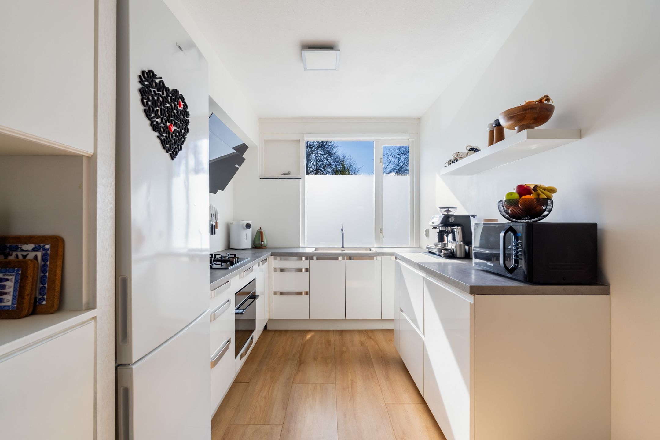 Foto 15 van Albert Schweitzerlaan 215