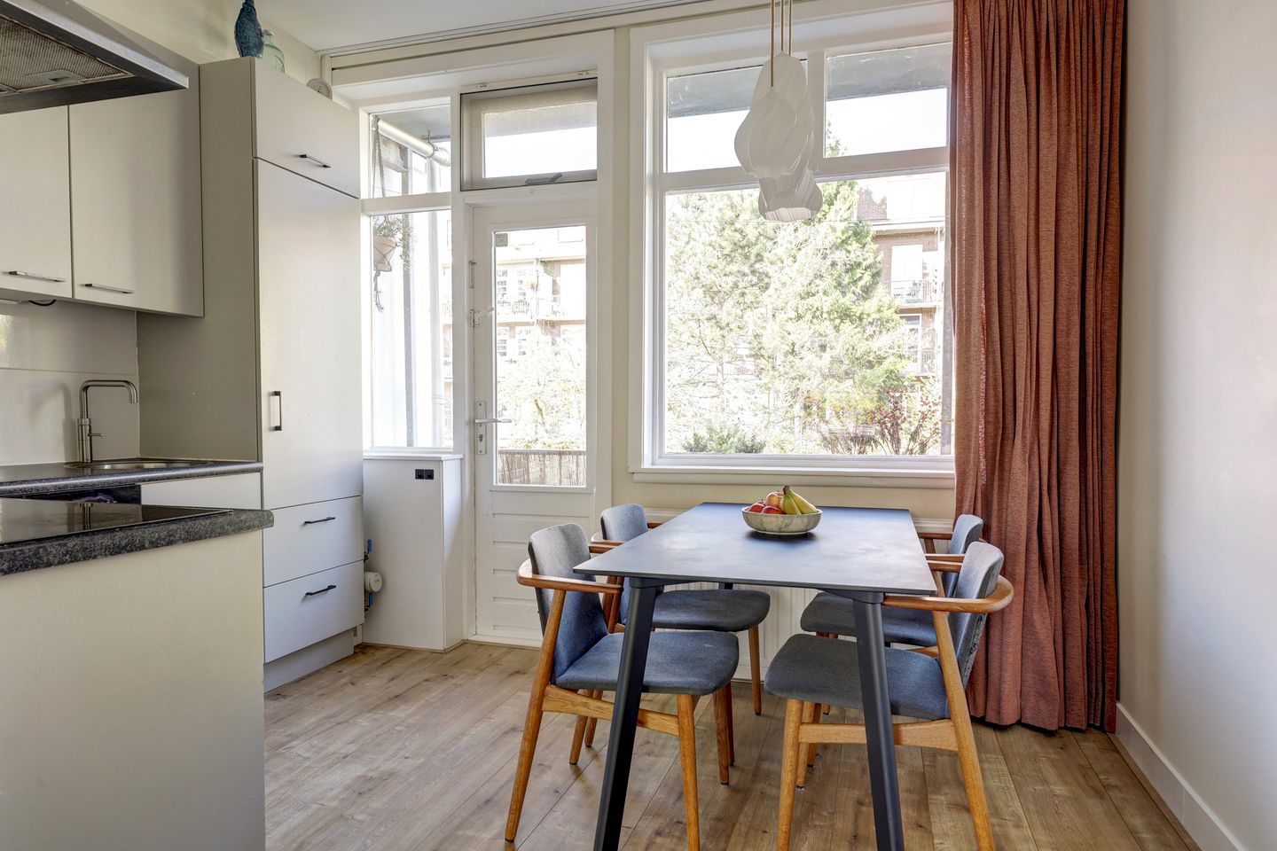 Foto 4 van Hoofdweg 59-1