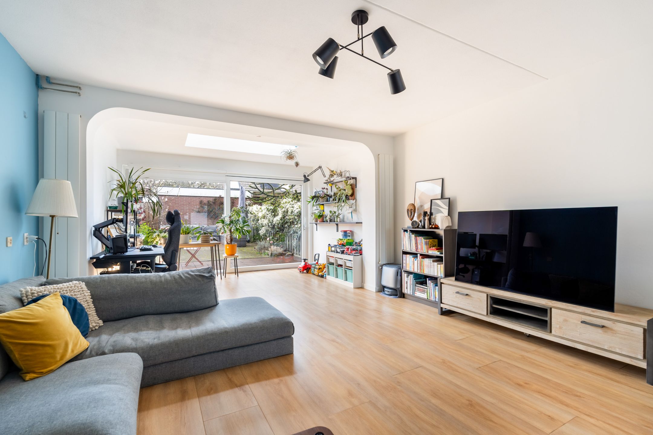 Foto 9 van Albert Schweitzerlaan 215