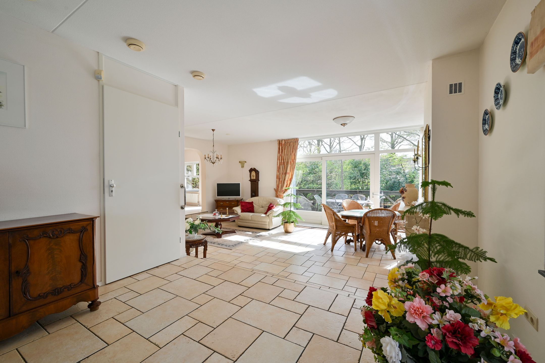 Foto 9 van Karperweg 11