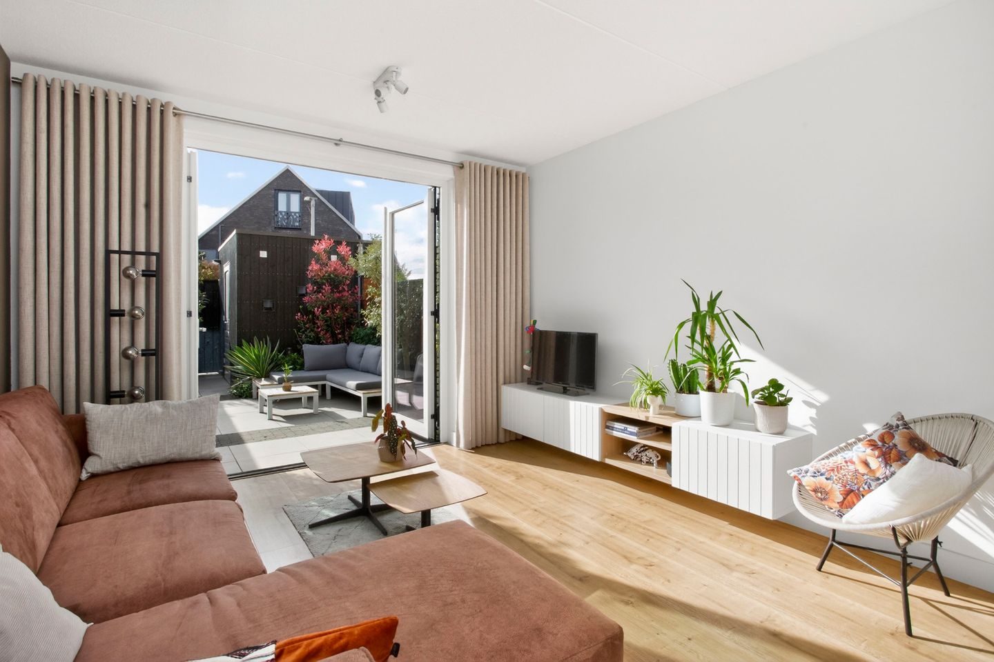 Foto 14 van Tiellaan 90